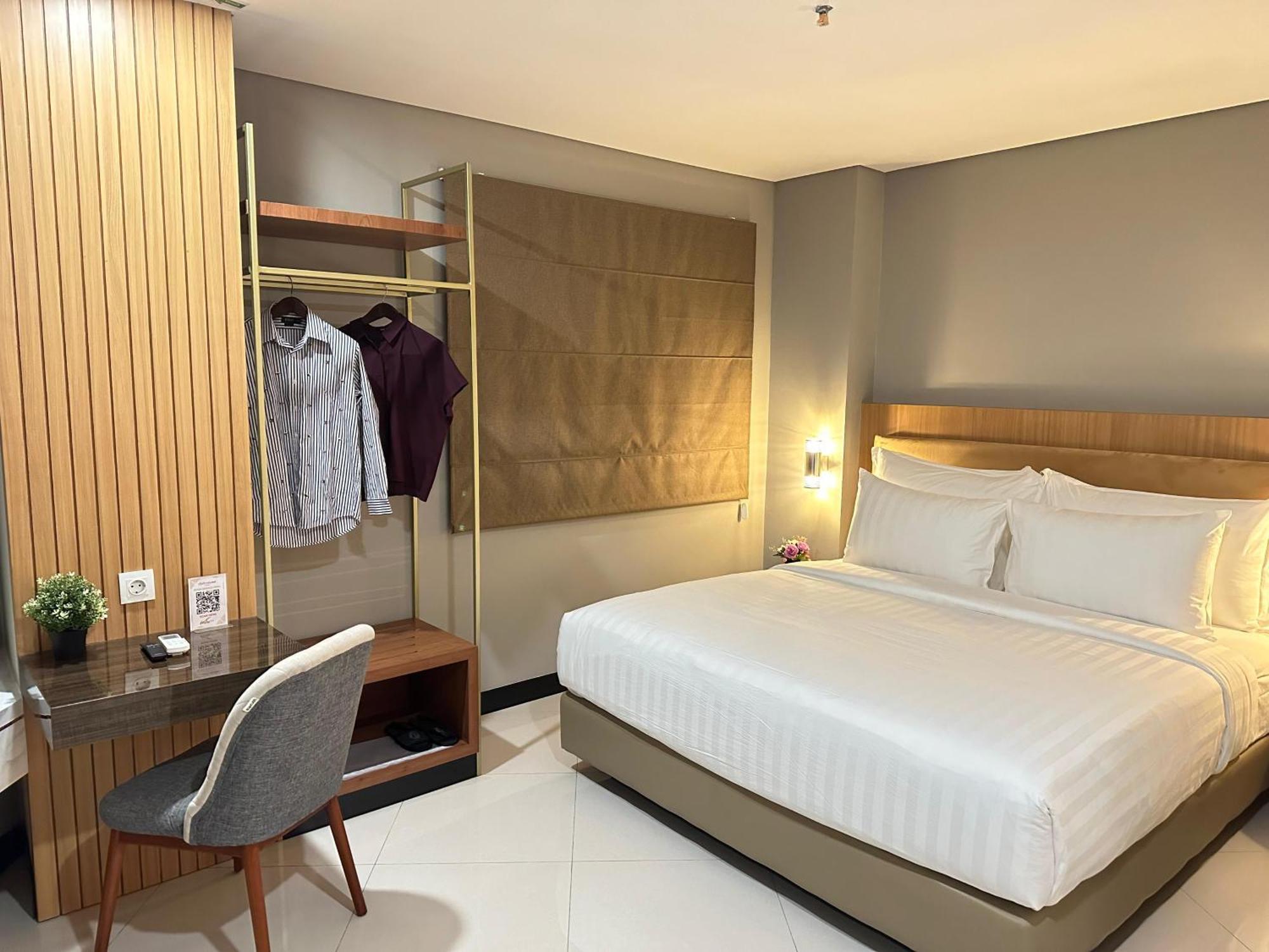 D'Primahotel Jemursari Сурабая Екстер'єр фото